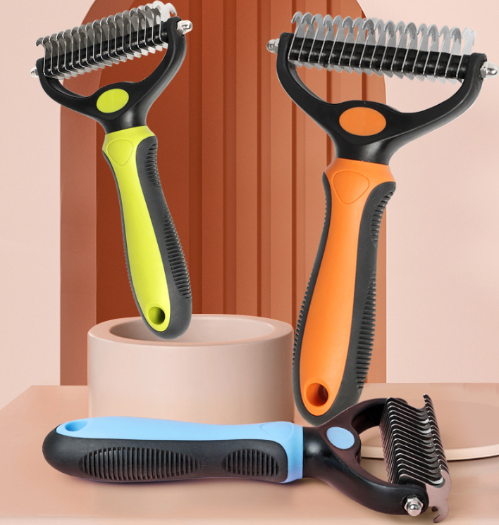 2-in-1 Pet Grooming Rake – Detangle, Deshed & Smooth Fur Easily